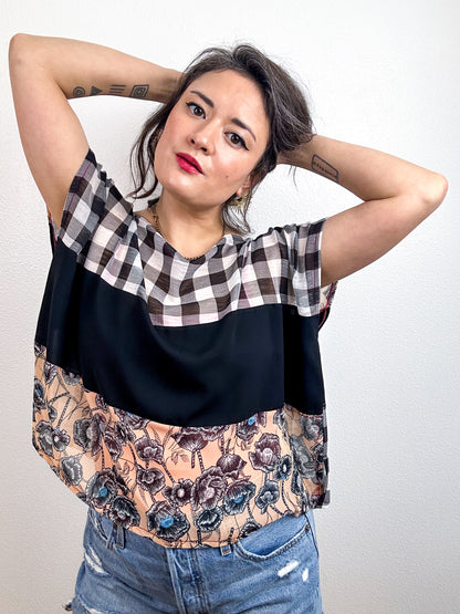Scrappy Crop Gingham Peach Floral