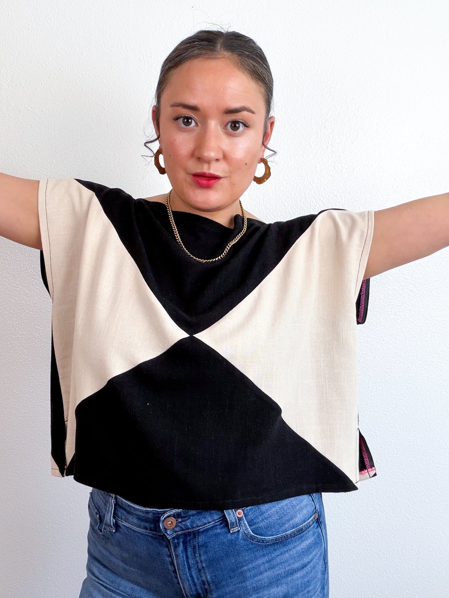 Linen Blend Flip Crop Black Ivory