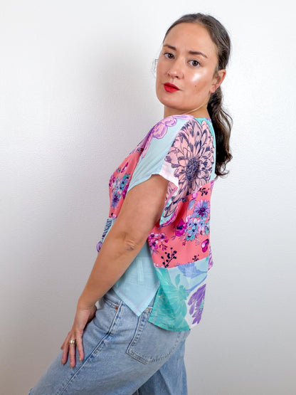 Scrappy Crop Aqua Coral Floral