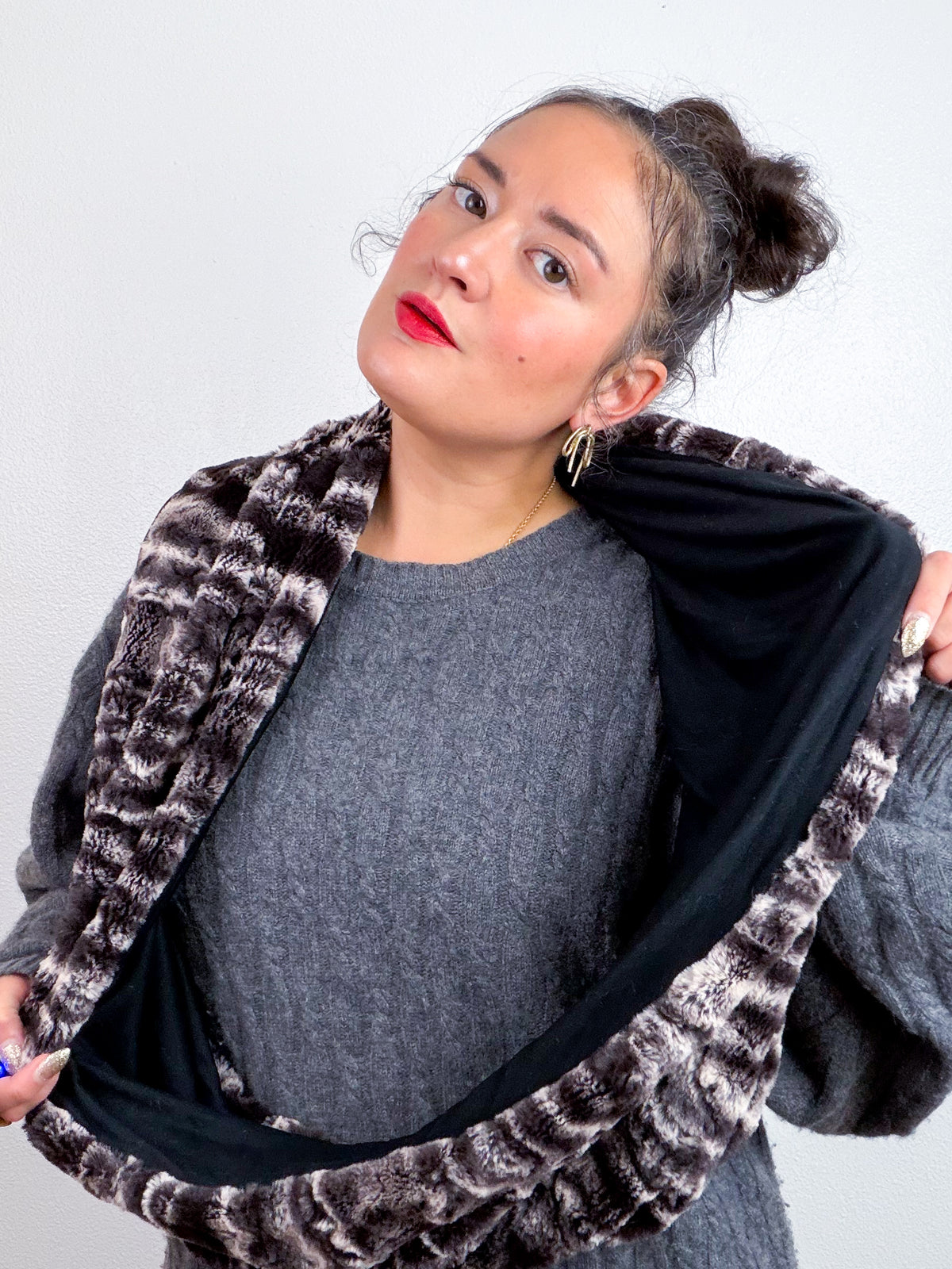 Faux Fur Circle Scarf Brown Chinchilla Black