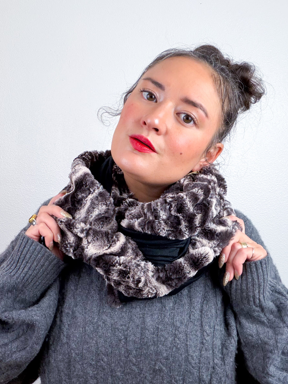 Faux Fur Circle Scarf Brown Chinchilla Black