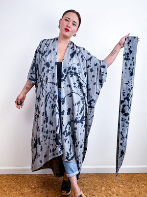Hand-Dyed High Low Kimono Grey Black Speckle