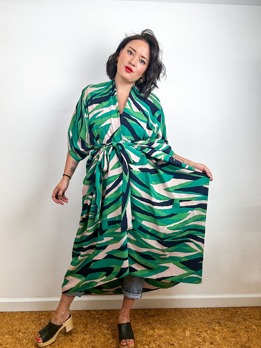 Print High Low Kimono Green Waves Challis