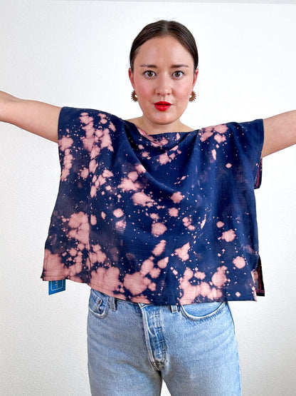 Bleach Speckle Crop Navy Peach