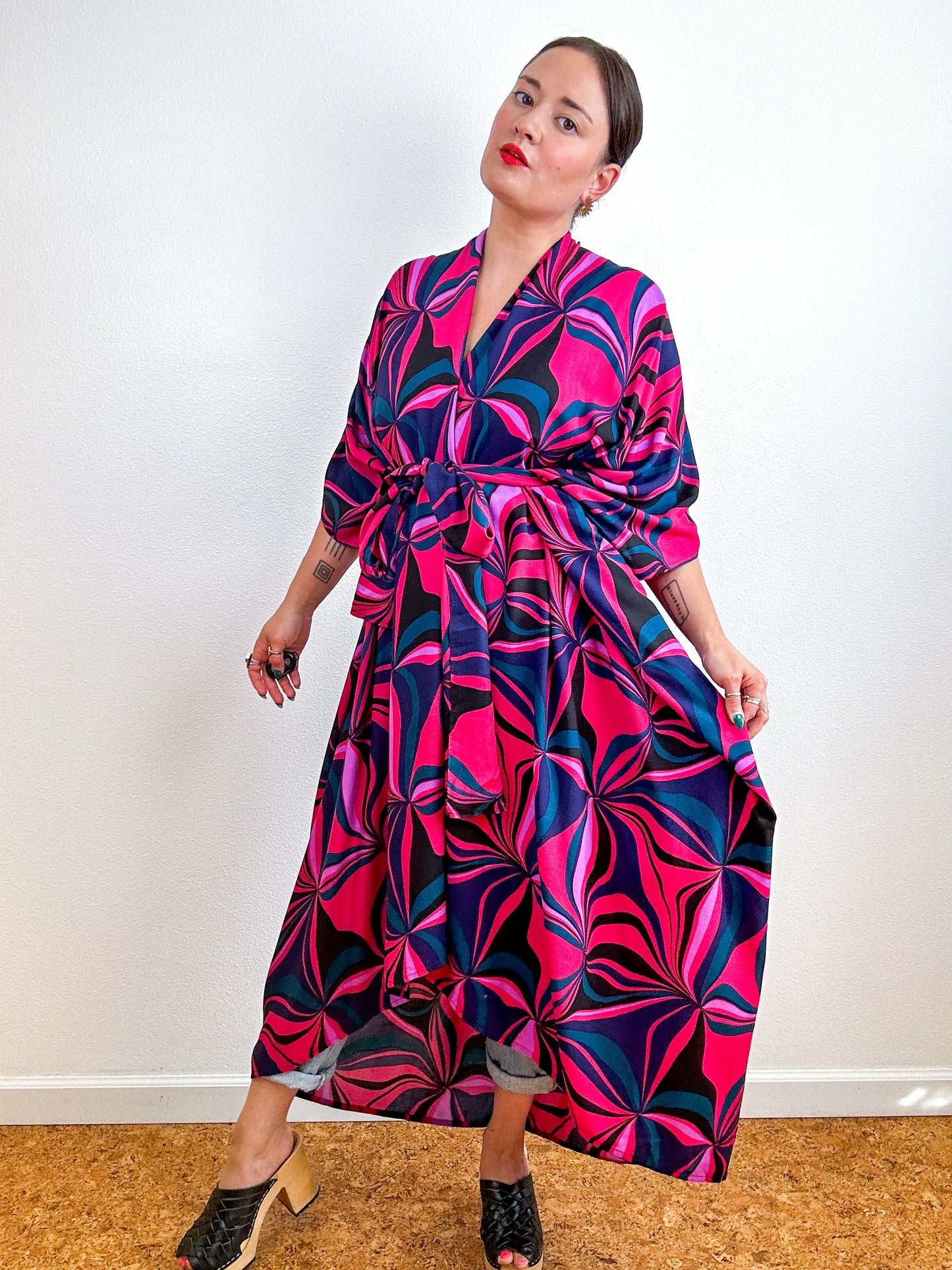 Print High Low Kimono Magenta Navy Swirl Challis