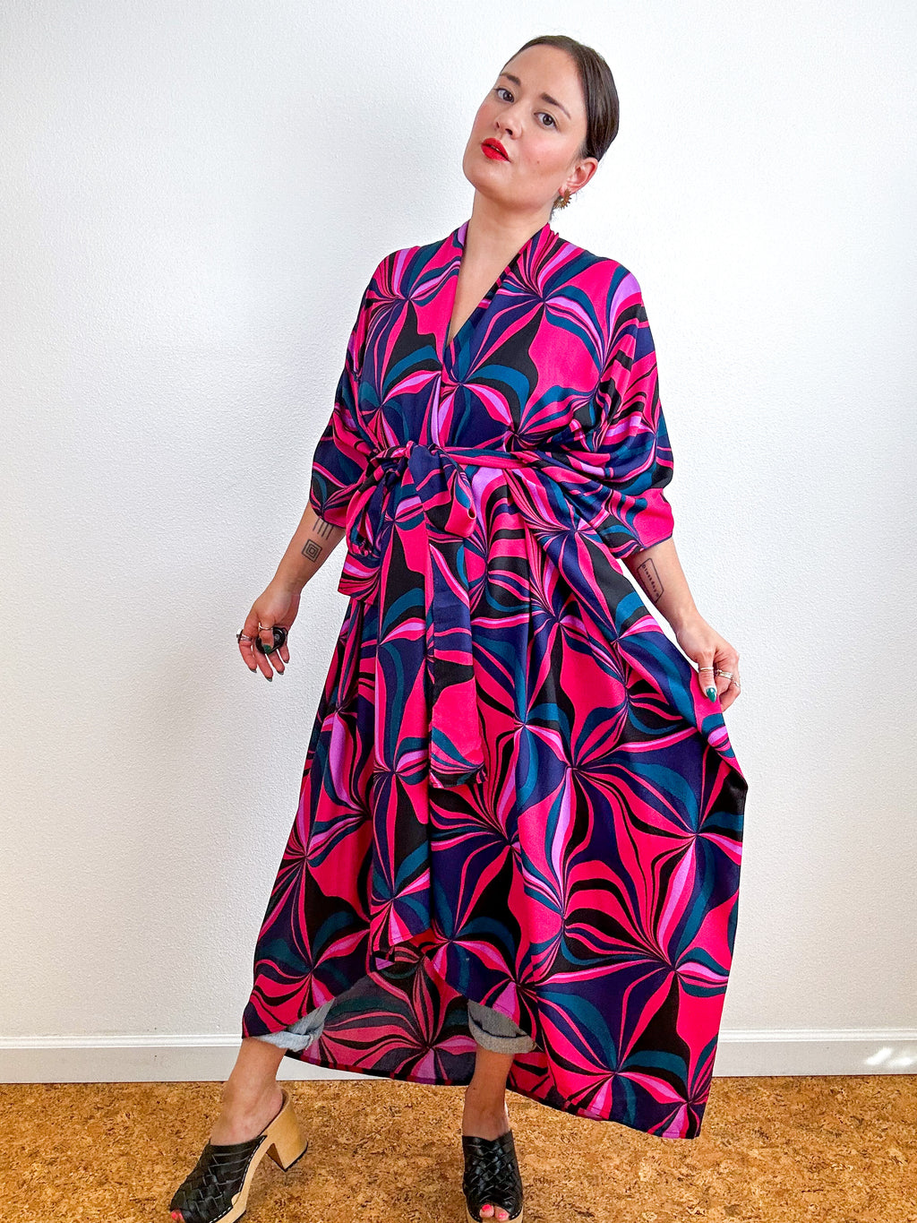 Print High Low Kimono Magenta Navy Swirl Challis