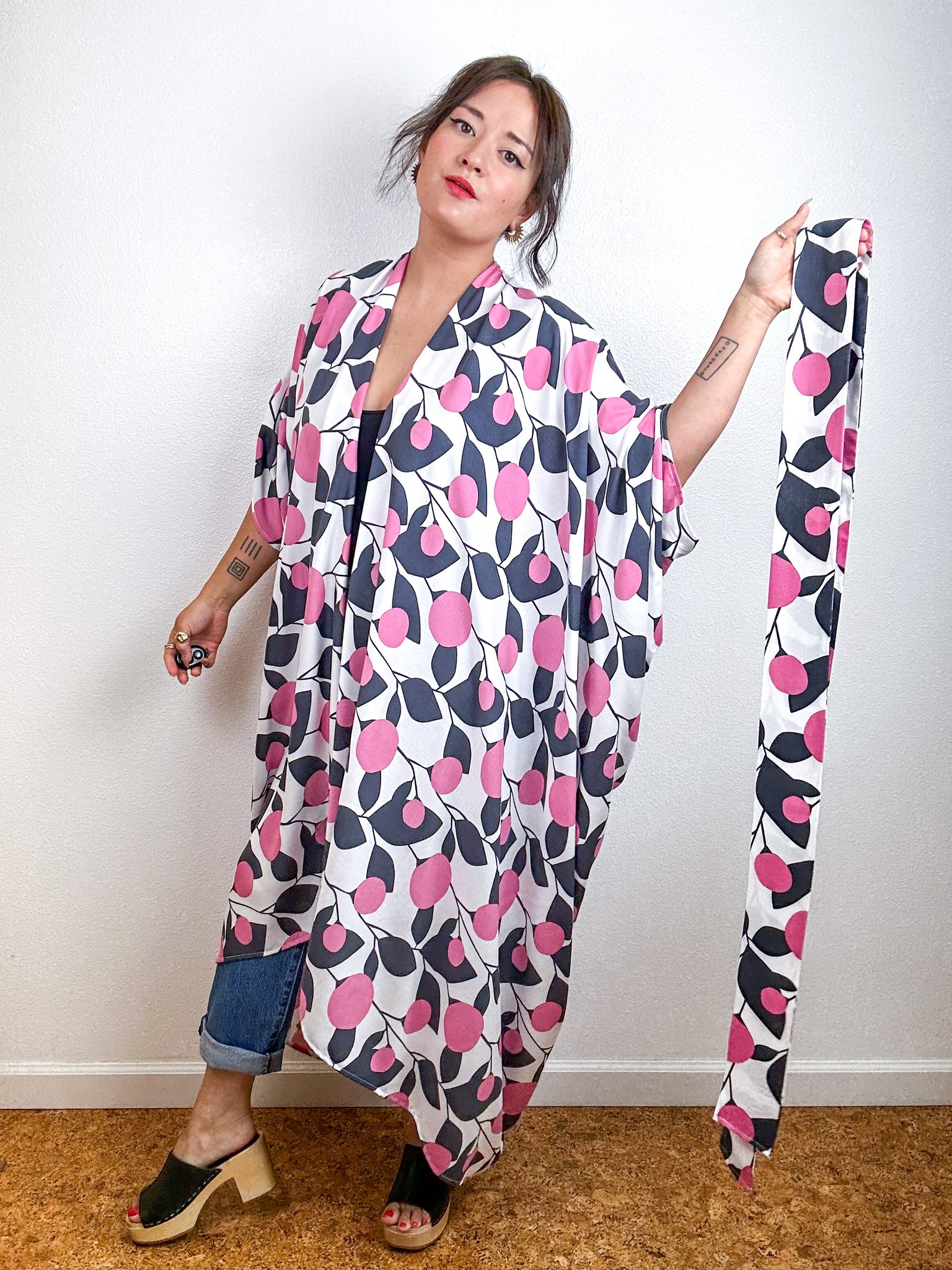Print High Low Kimono White Pink Grey Mod Floral Challis