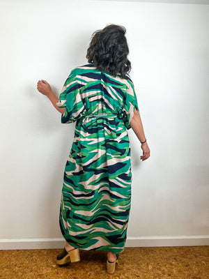 Print High Low Kimono Green Waves Challis
