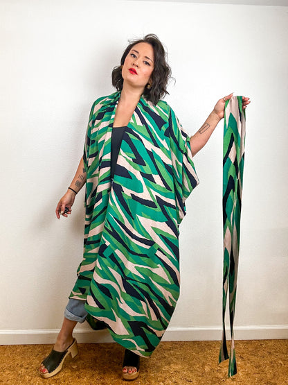 Print High Low Kimono Green Waves Challis