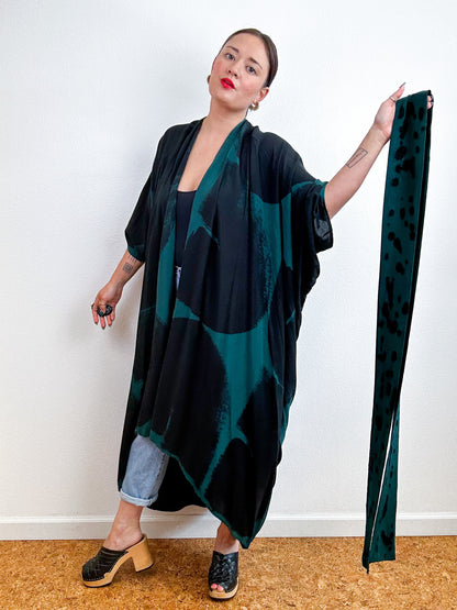 Hand-Dyed High Low Kimono Forest Black Arc