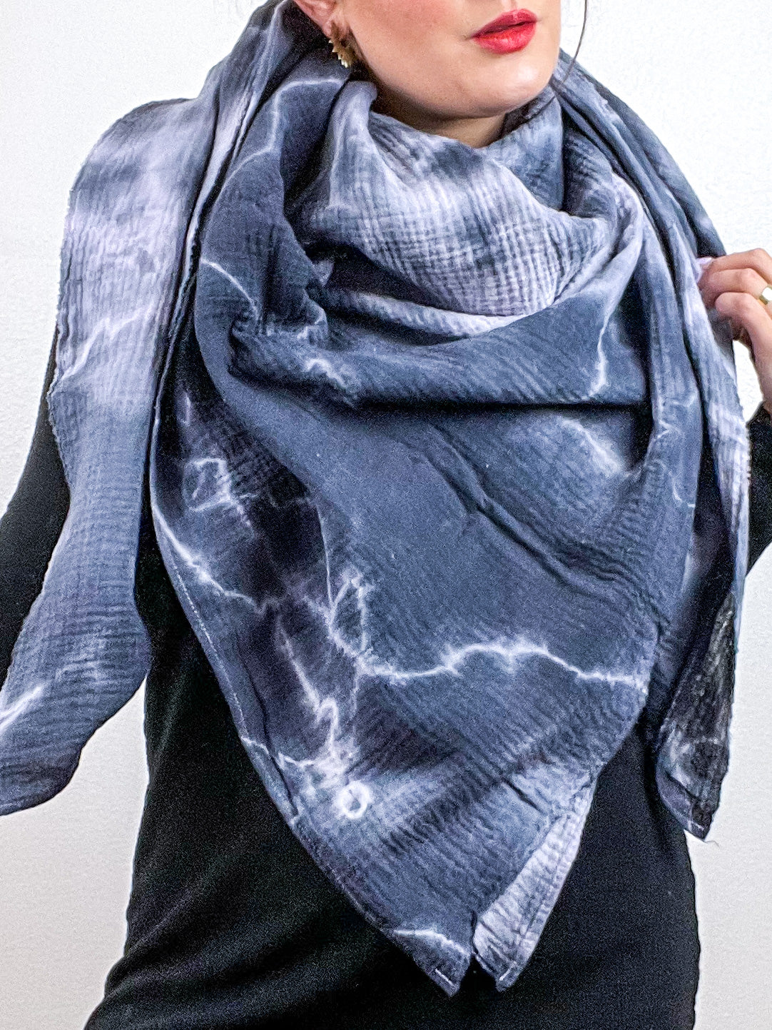 Hand-Dyed Cotton Blanket Scarf Lilac Grey Tie