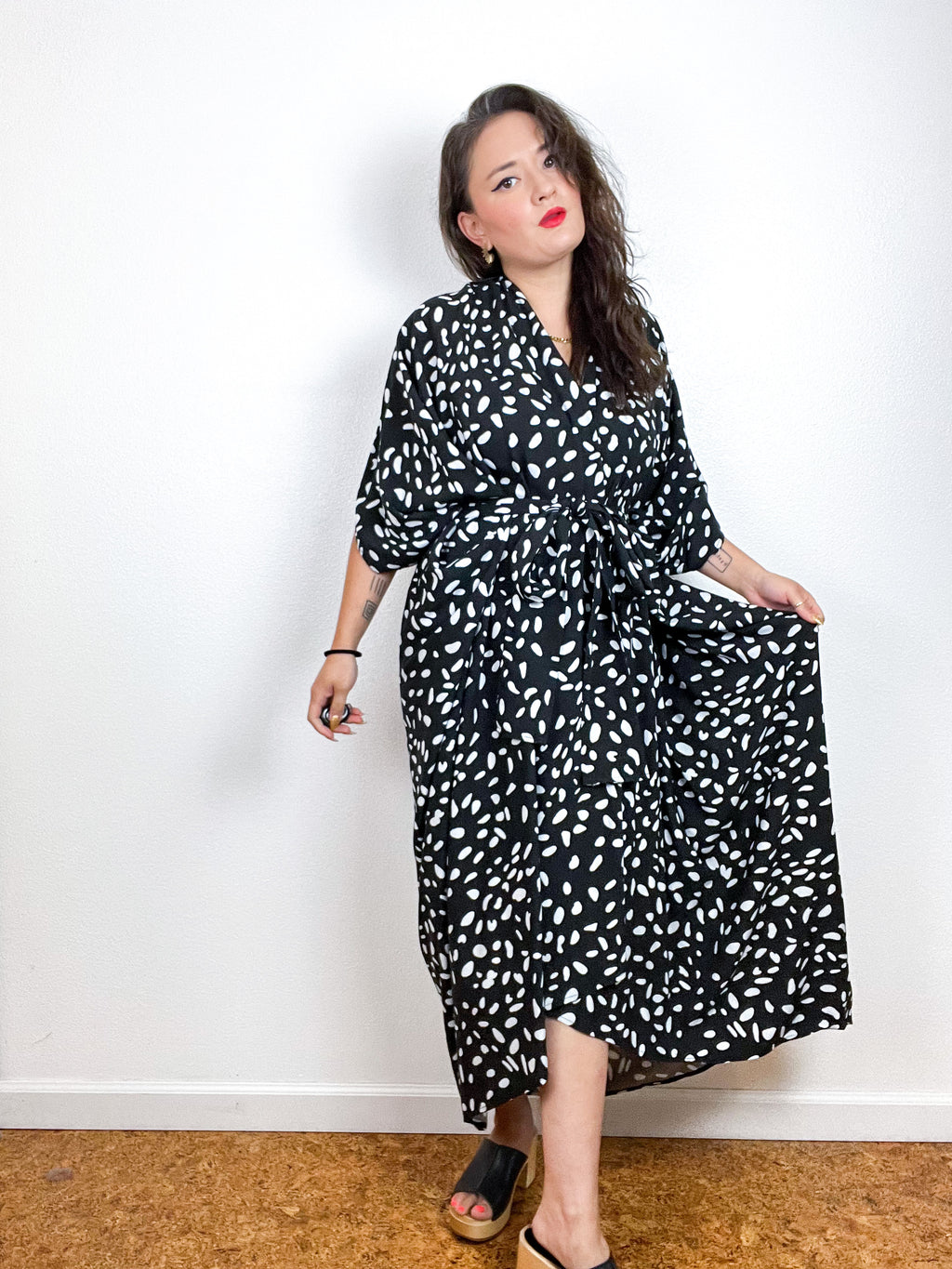 Print High Low Kimono Black White Specks Challis