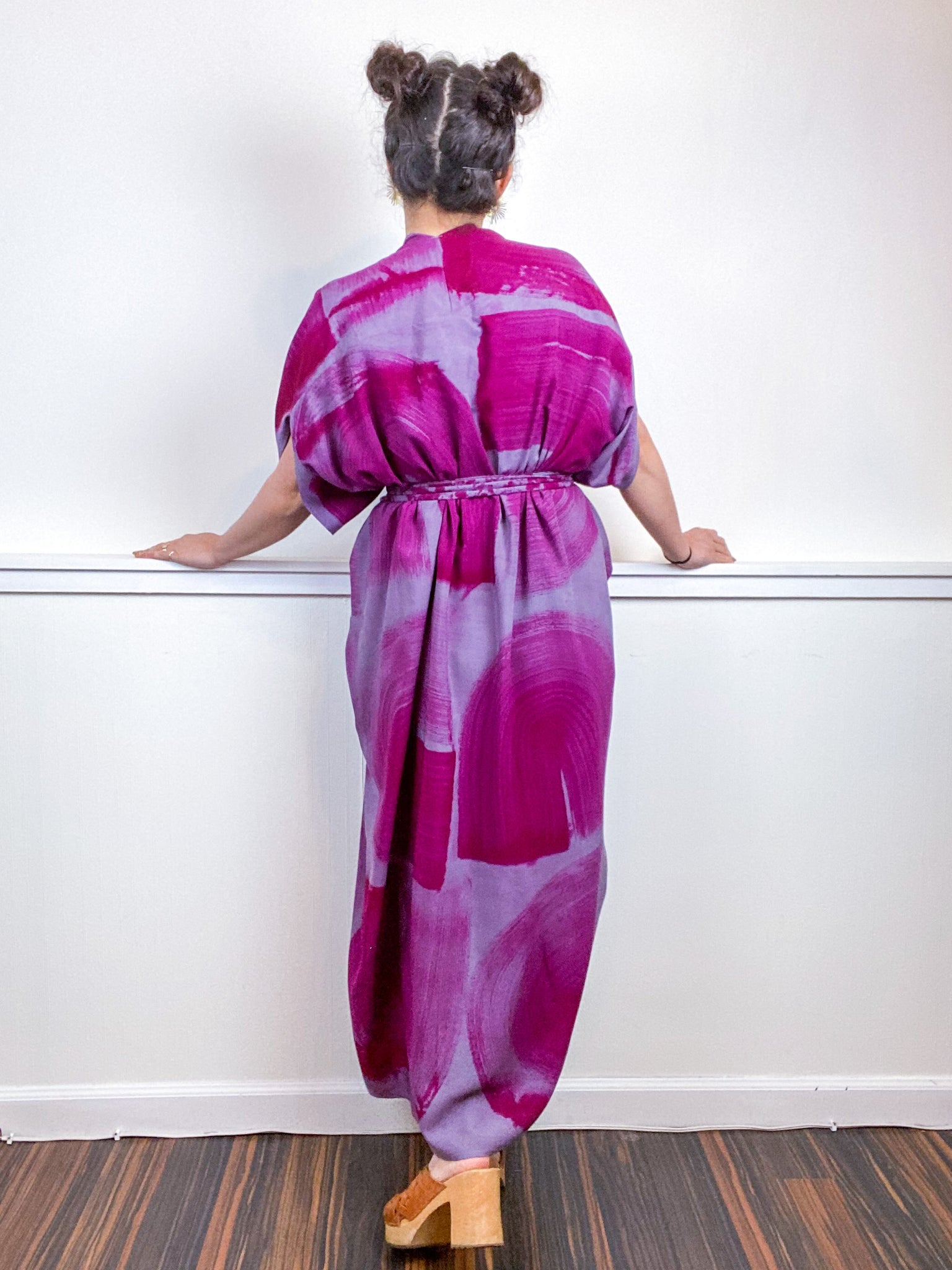 Hand-Dyed High Low Kimono Grey Amethyst Brushstroke