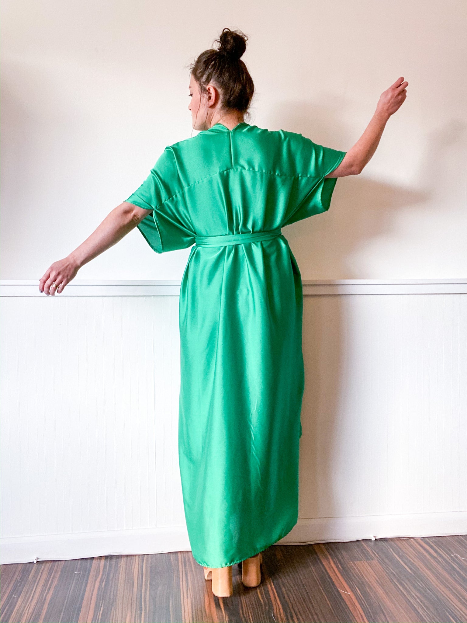 Print High Low Kimono Green Charmeuse