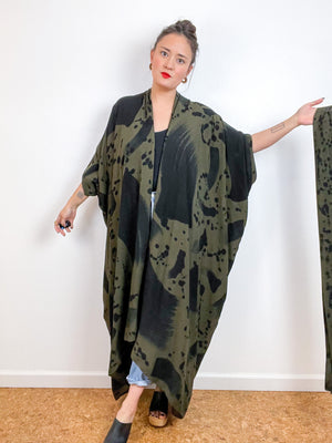 Hand-Dyed High Low Kimono Forest Black Confetti