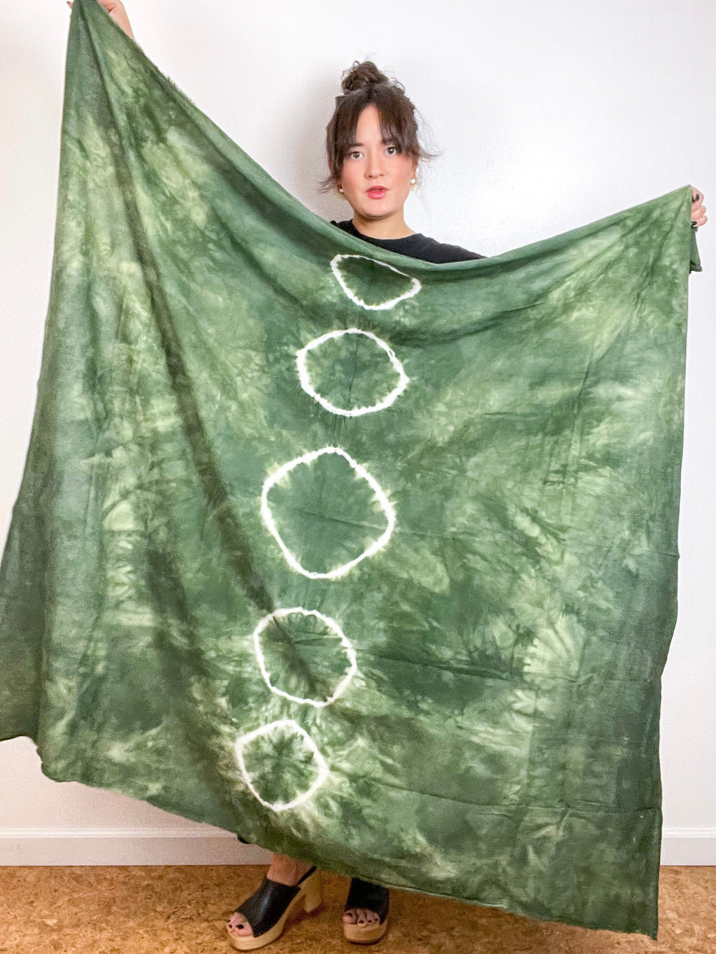 Hand-Dyed Gauze Blanket Scarf Leaf Lunar