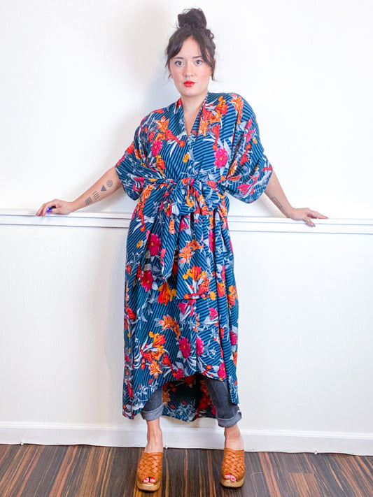 Print High Low Kimono Lily Stripes Bubble Crepe