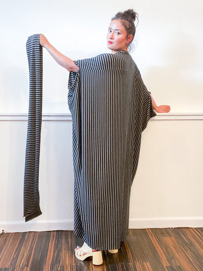 Print High Low Kimono Black Grey Pinstripe Knit