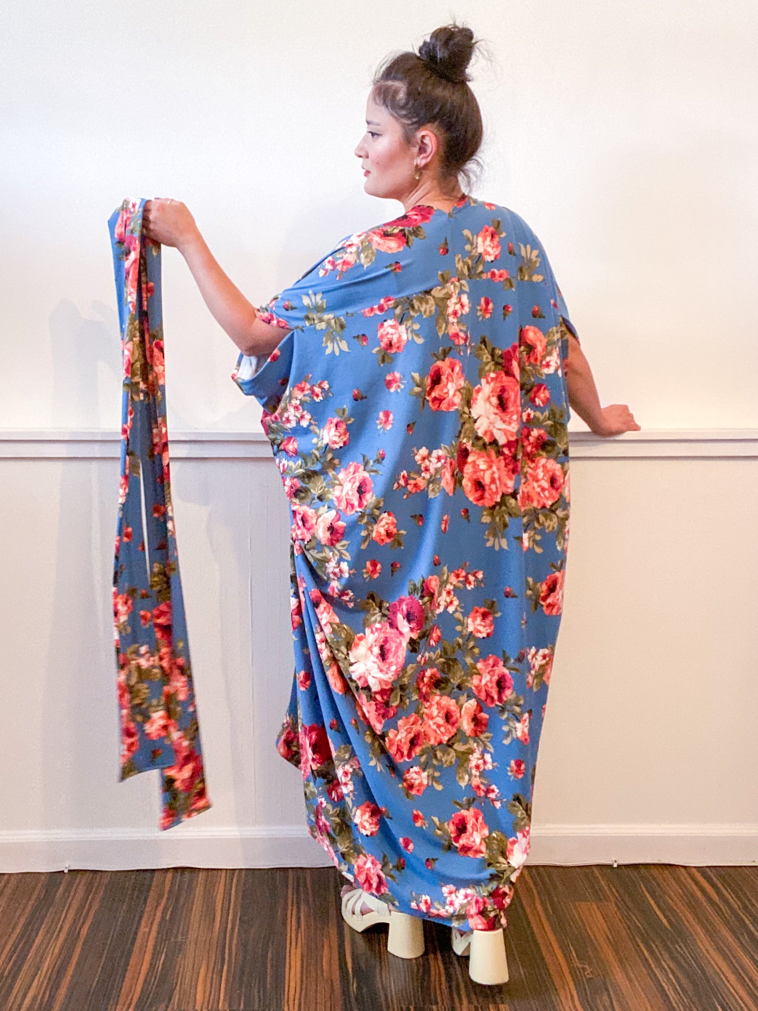 Print High Low Kimono Blue Rose Knit