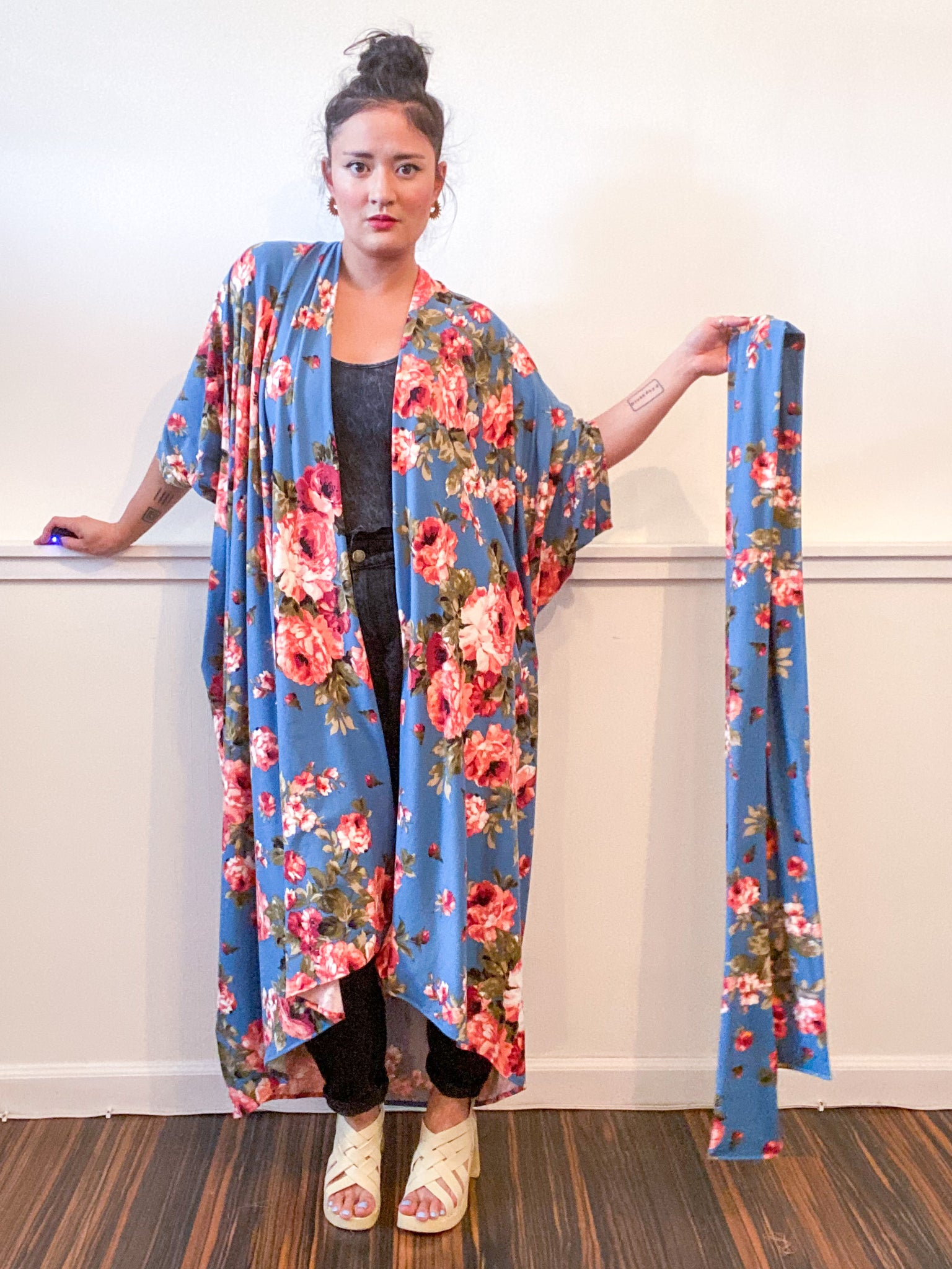 Print High Low Kimono Blue Rose Knit
