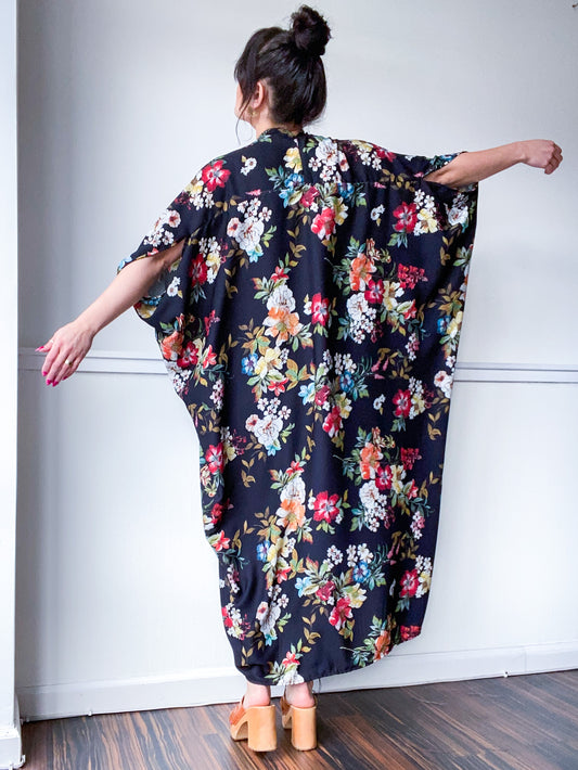 Print High Low Kimono Black Chrysanthemum Floral