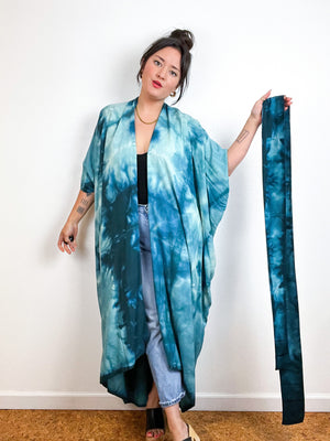 Hand-Dyed High Low Kimono Soft Teal Lines