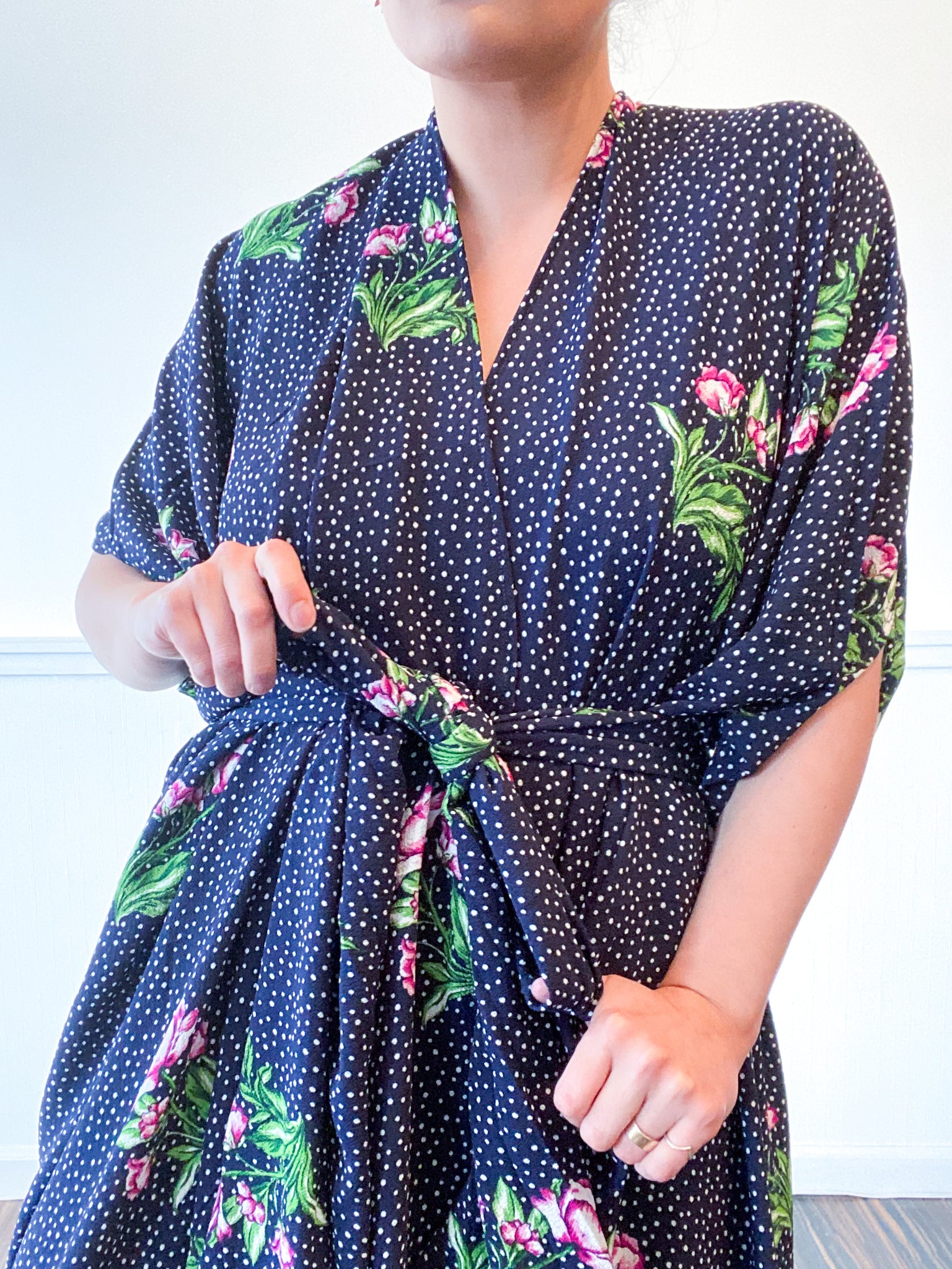 Print High Low Kimono Navy Dots and Floral Bubble Crepe