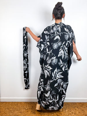 Print High Low Kimono Black Botanicals Georgette
