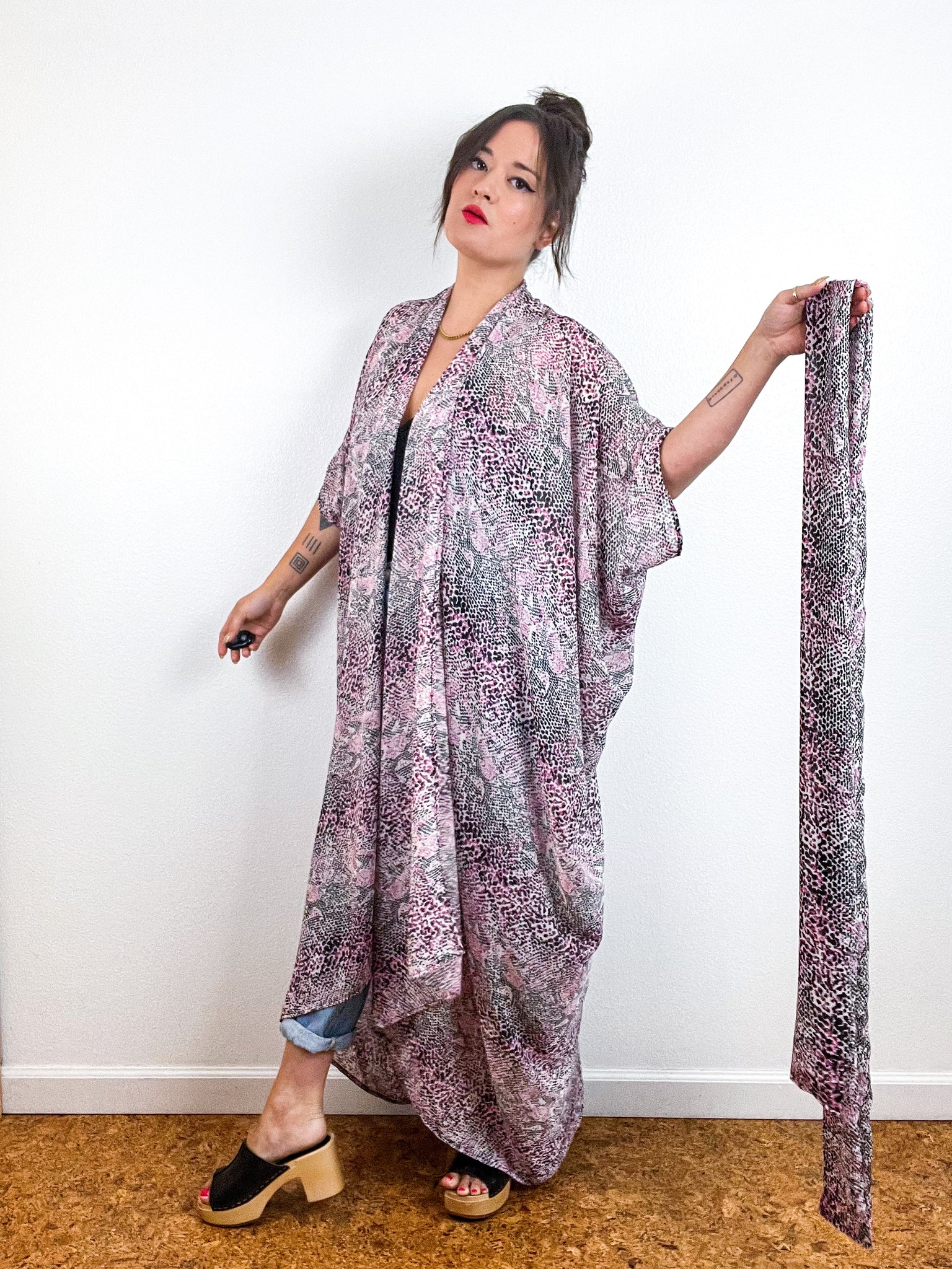 Print High Low Kimono Magenta Snake Chiffon