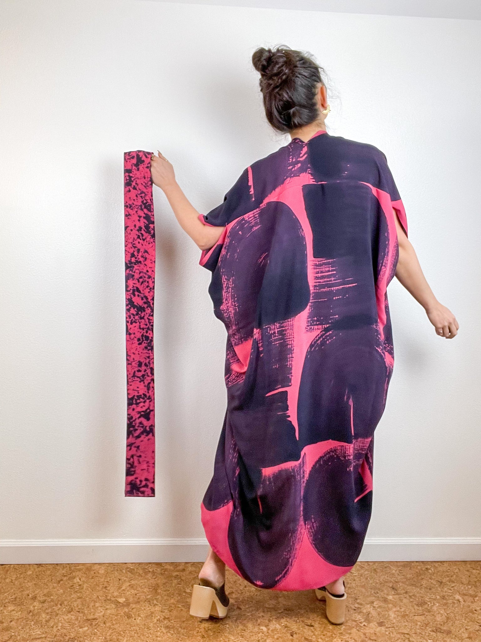 Hand-Dyed High Low Kimono Coral Black Brushstroke