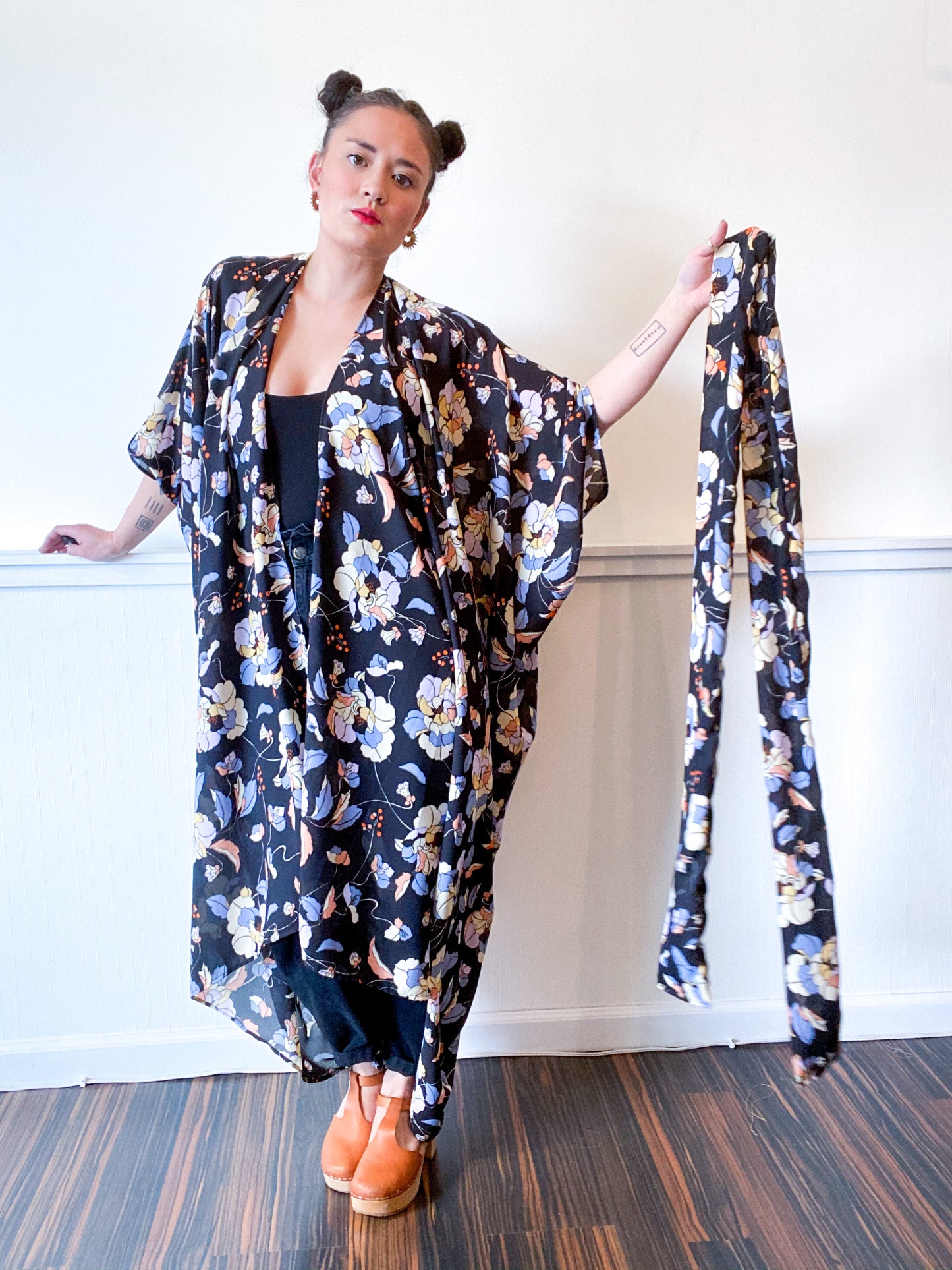 Print High Low Kimono Black Floral Georgette