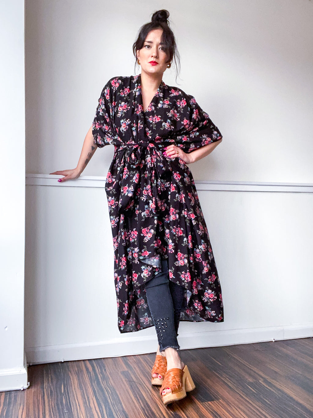 Print High Low Kimono Black Rose Bunches