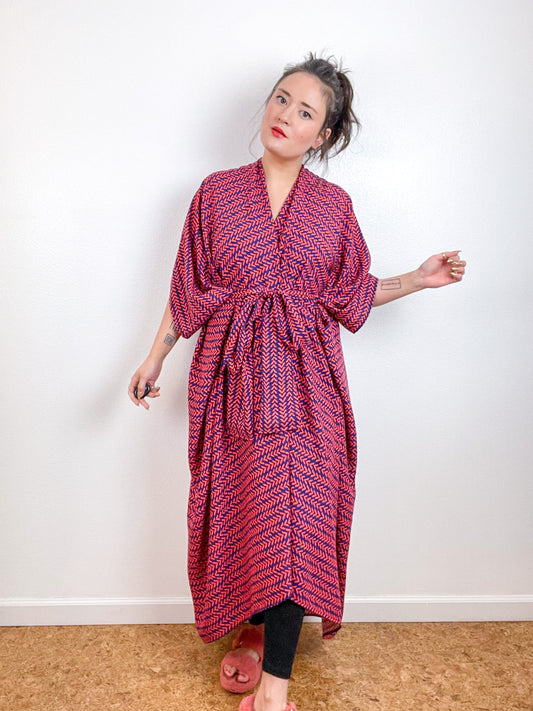 Print High Low Kimono Navy Scarlet V Rayon Challis