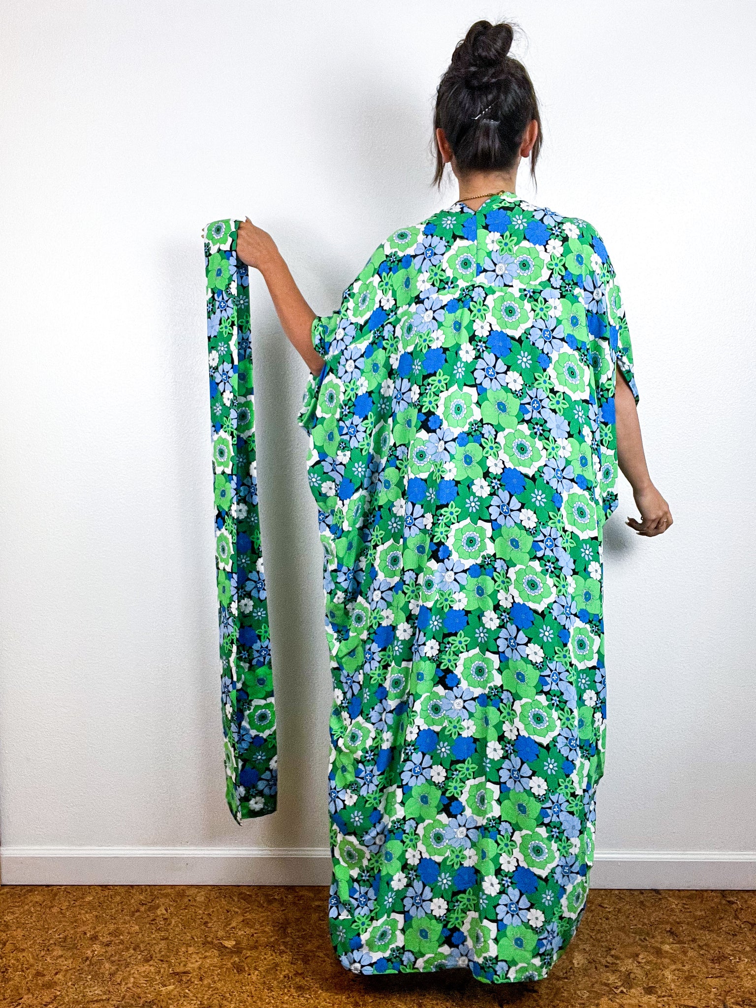 Print High Low Kimono Green Groovy Floral Challis