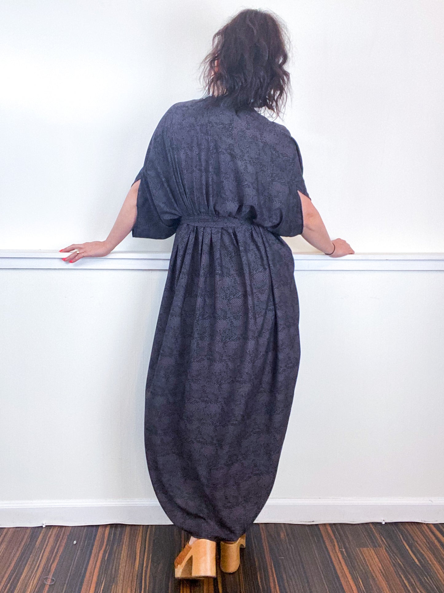 Print High Low Kimono Grey Snake Crepe de Chine