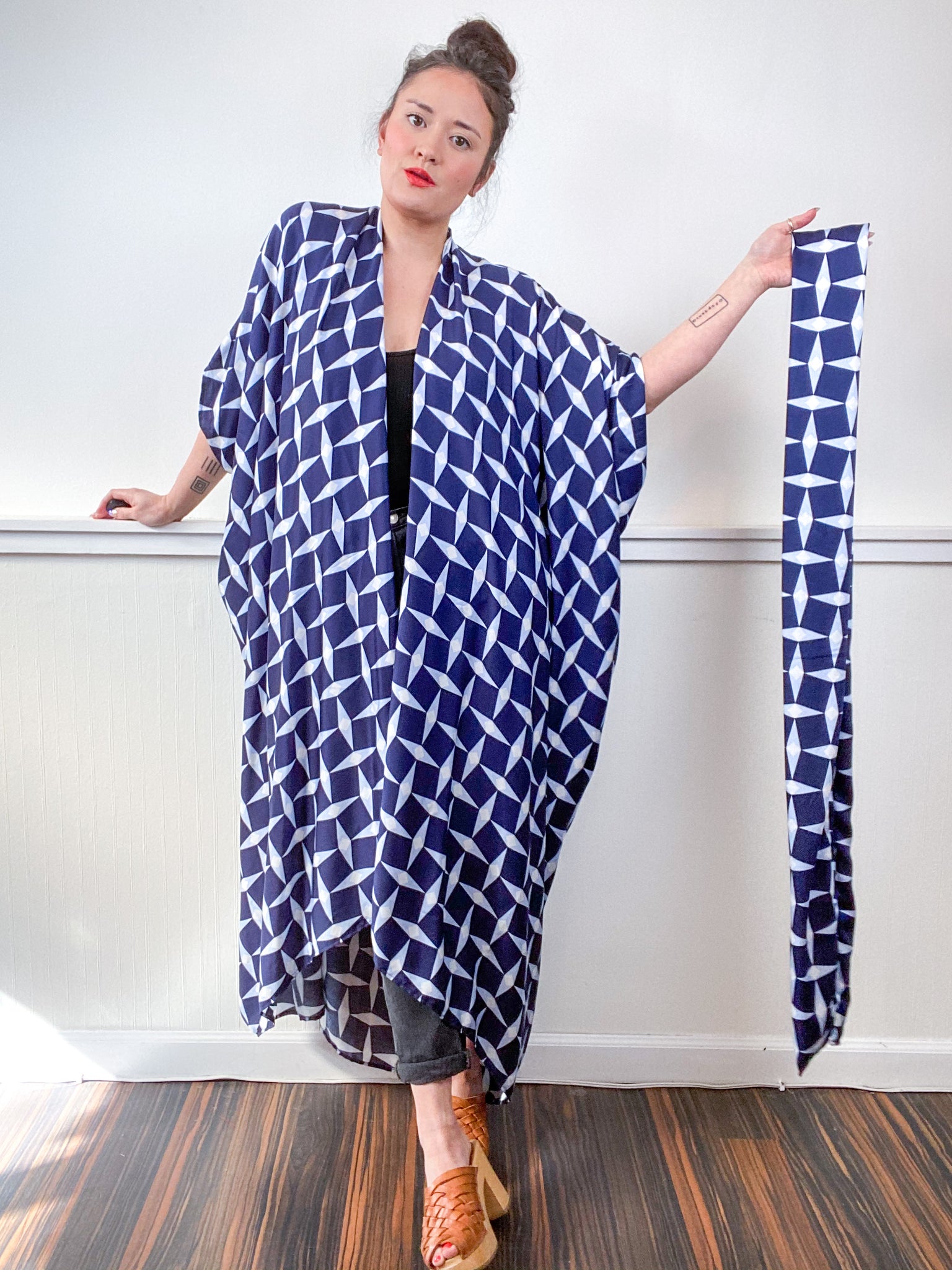 Print High Low Kimono Mod Starburst Challis