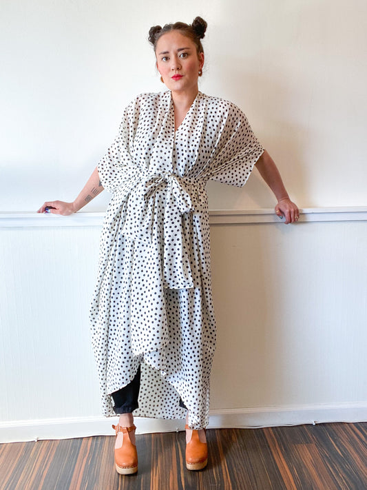 Print High Low Kimono White Black Dots Georgette