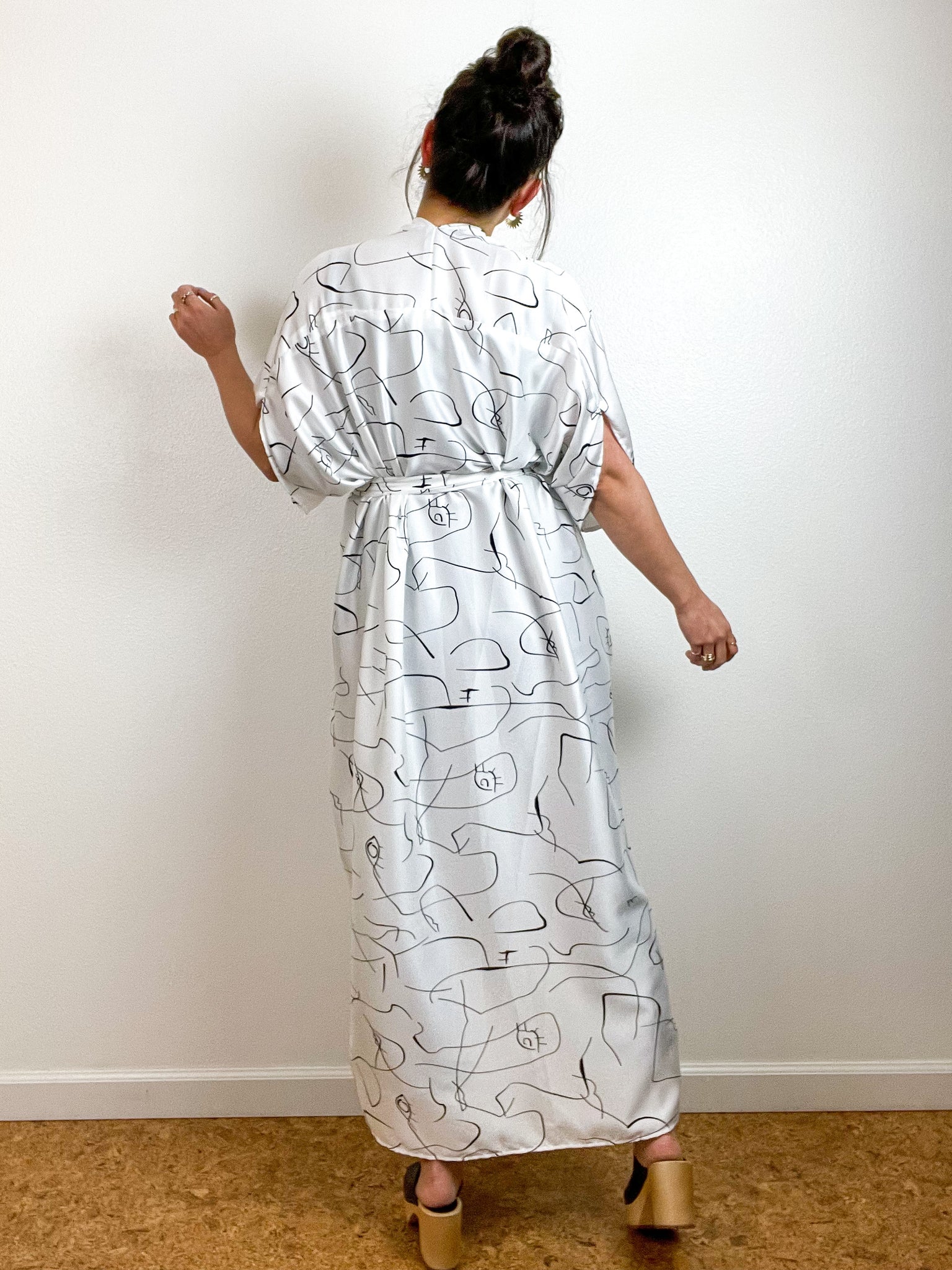 High Low Kimono White Black Abstract Face Hammered Satin