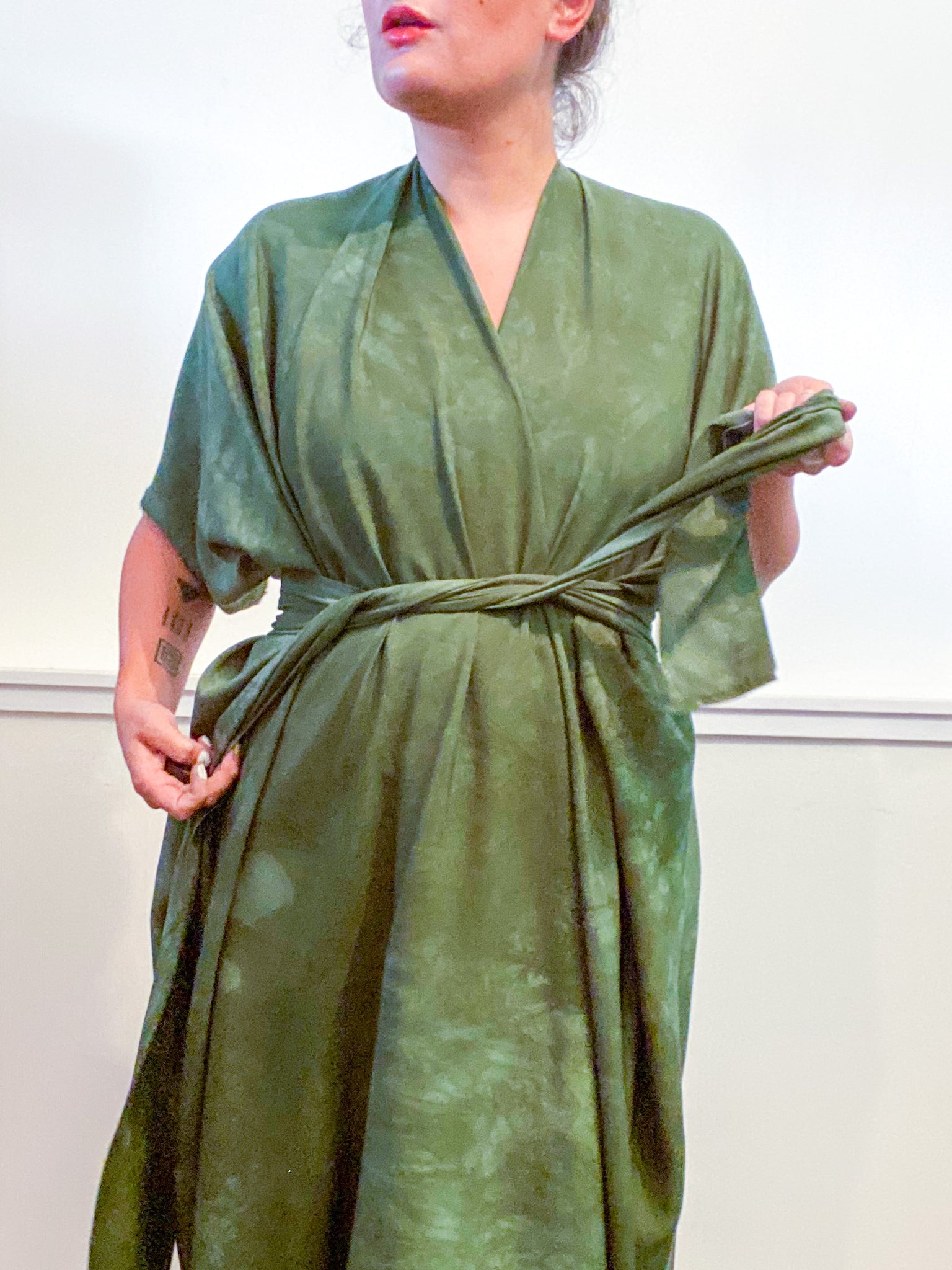 Hand-Dyed High Low Kimono Almost Solid Green