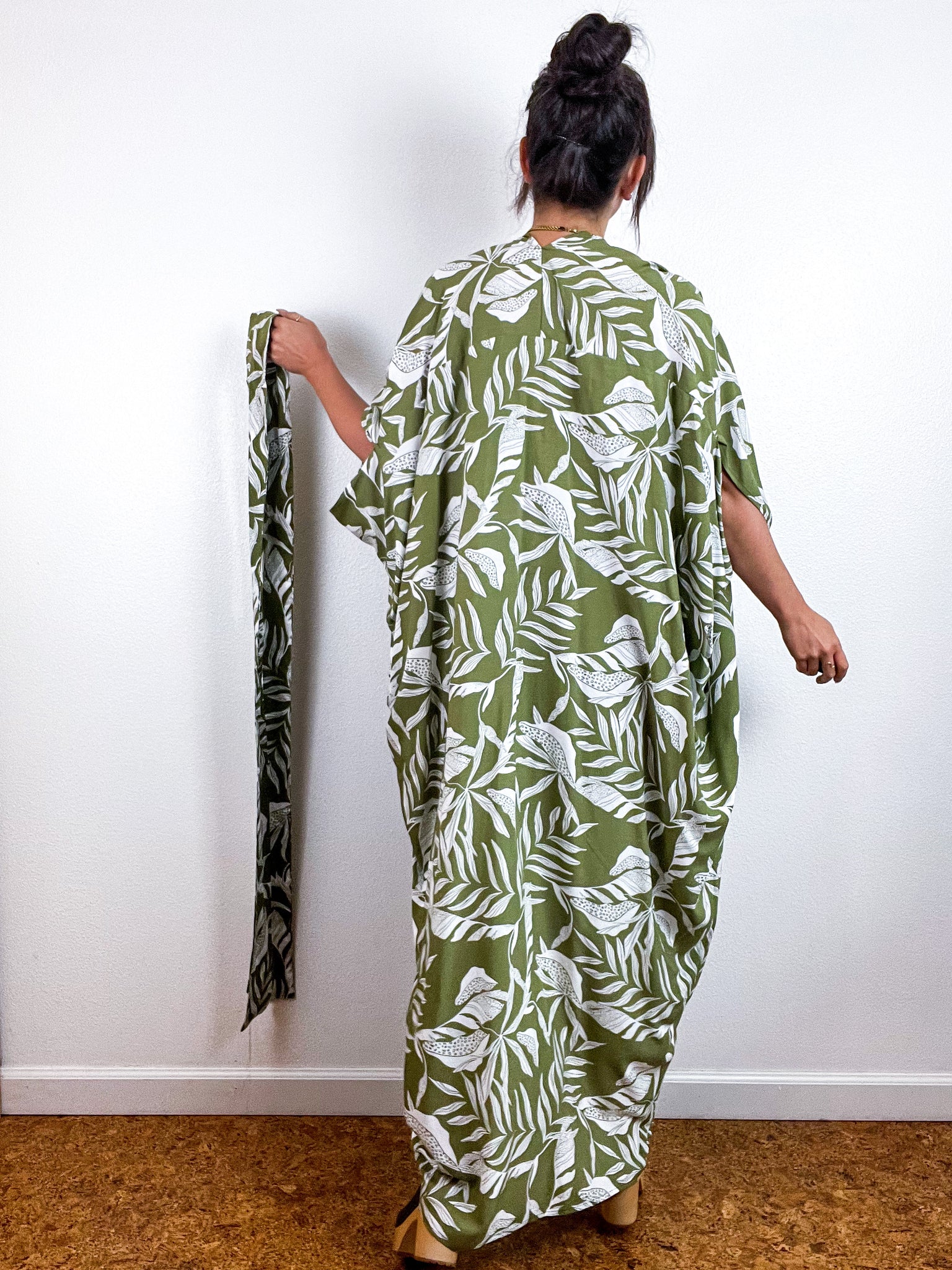 Print High Low Kimono Green Ivory Leaves Challis