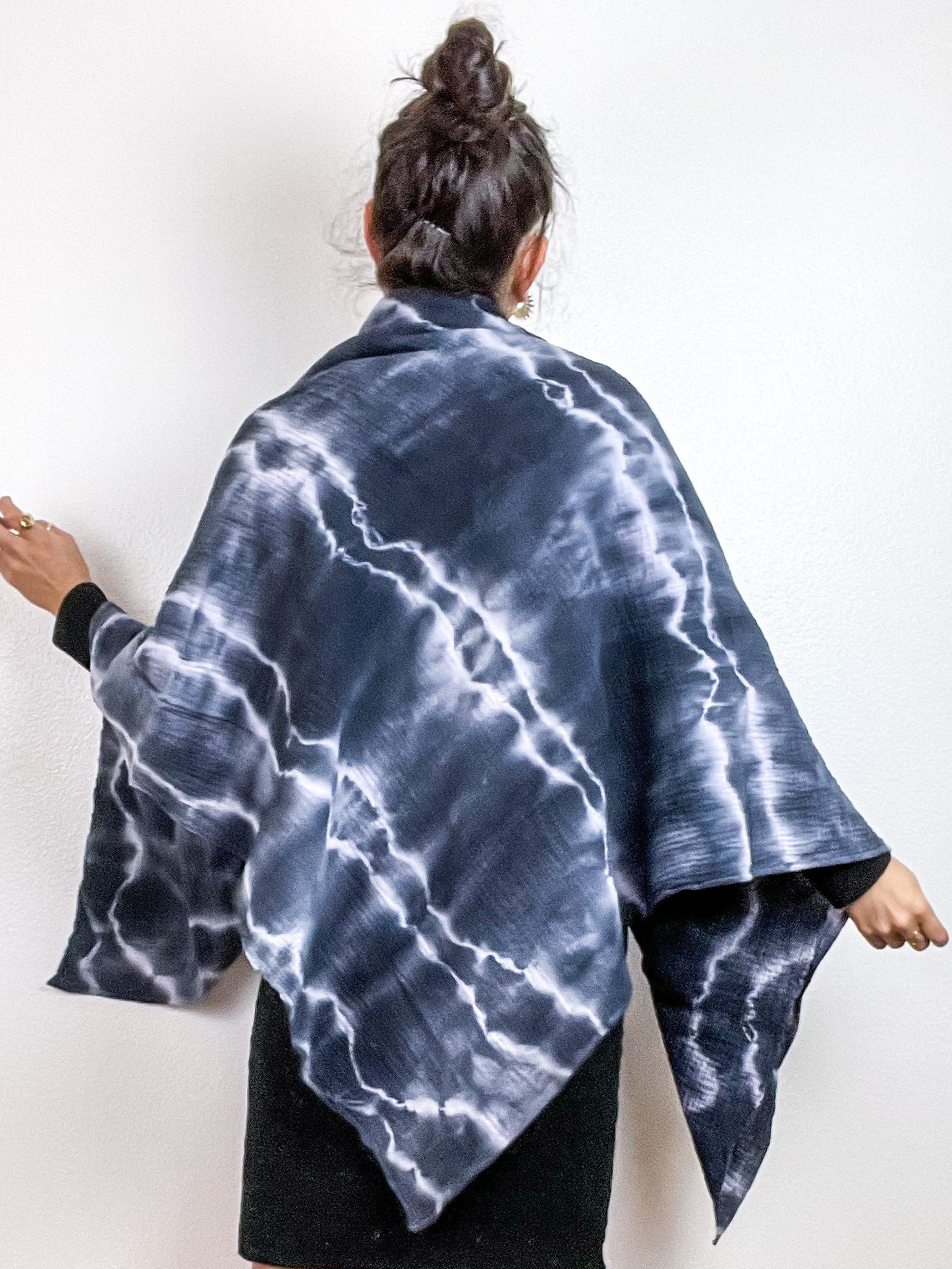 Hand-Dyed Cotton Blanket Scarf Lilac Grey Lines