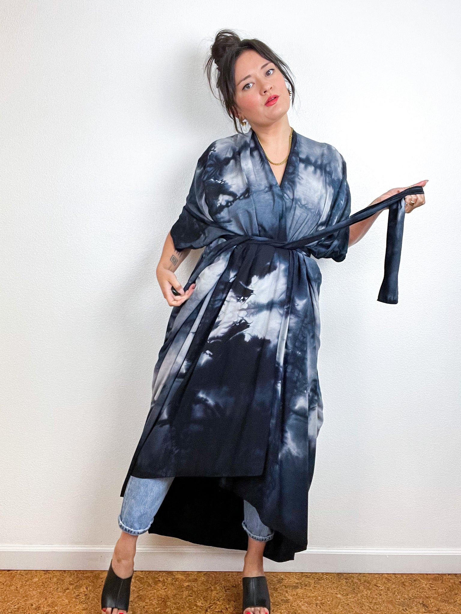 Hand-Dyed High Low Kimono Soft Black Lines