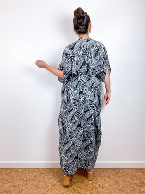 Print High Low Kimono Black Palms Crepe