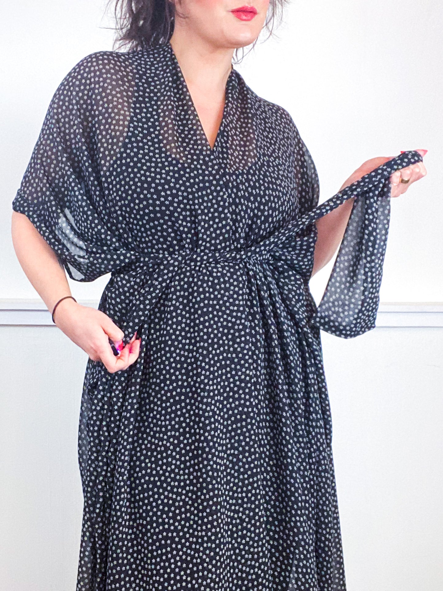 Print High Low Kimono Black Mini Daisy Chiffon