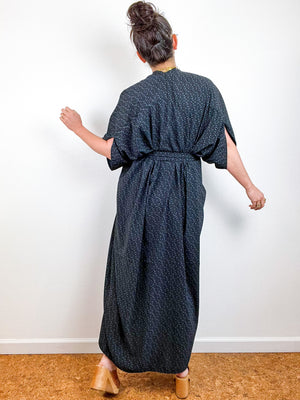 Print High Low Kimono Black Graphite Crepe