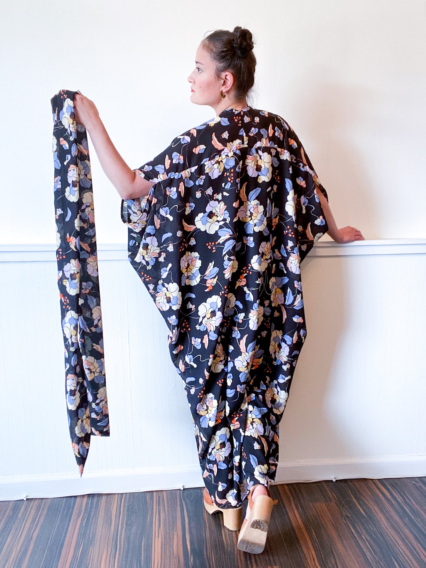 Print High Low Kimono Black Floral Georgette