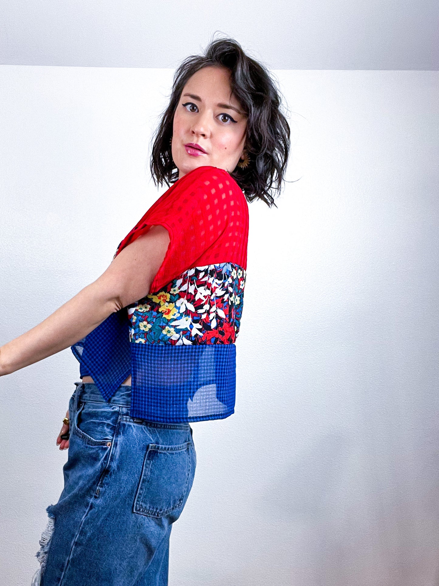 Scrappy Censor Crop Red Blue Floral