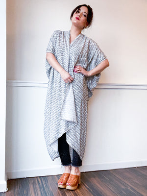 Print High Low Kimono White Black Herringbone