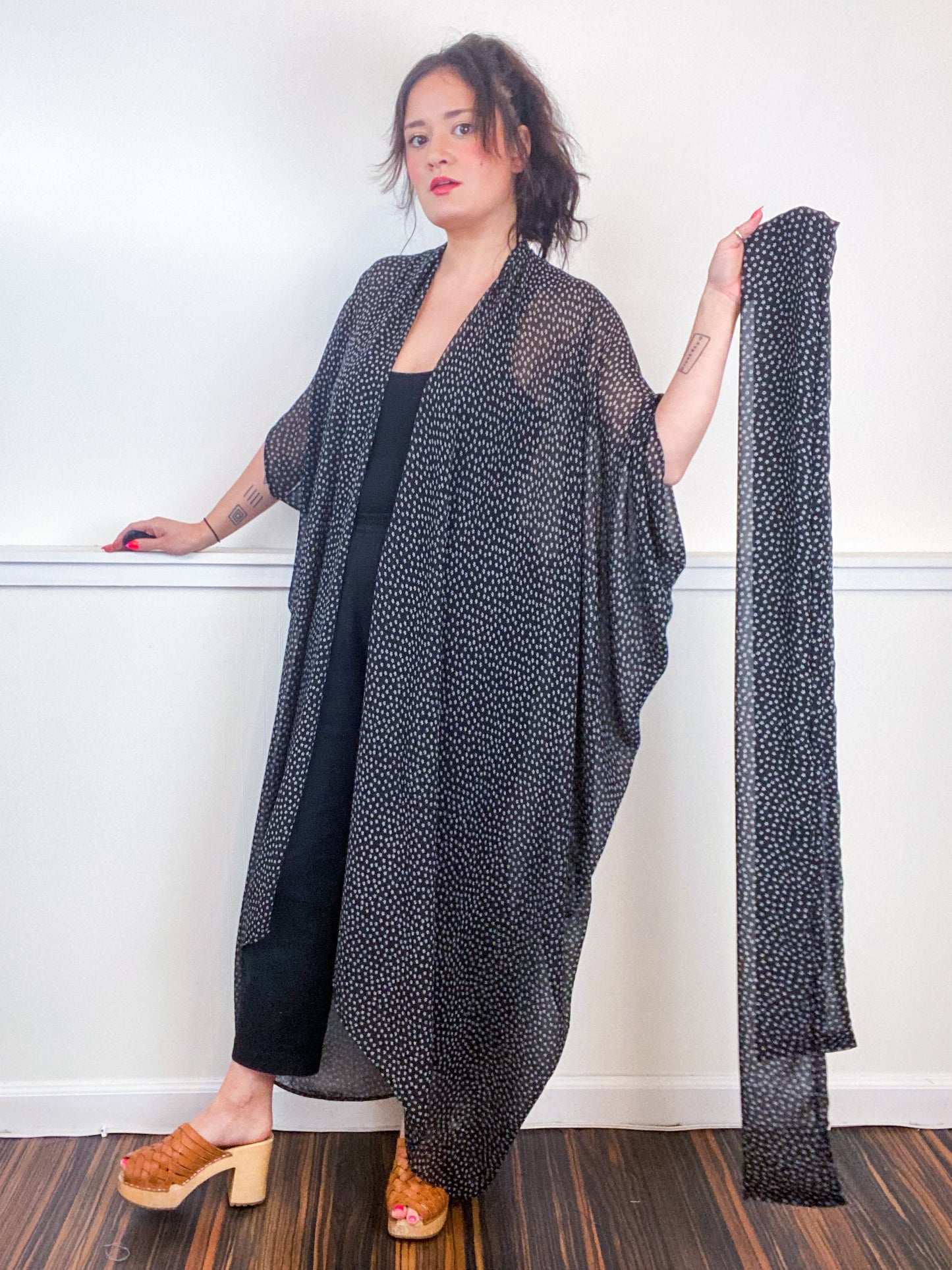 Print High Low Kimono Black Mini Daisy Chiffon