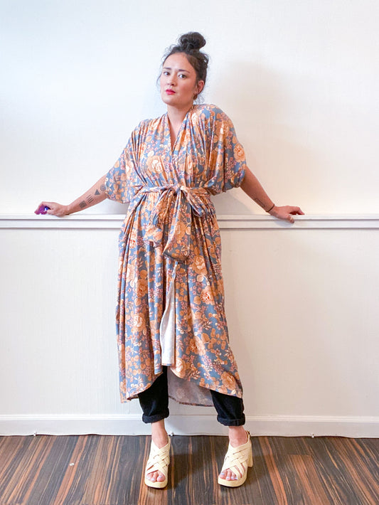 Print High Low Kimono Blue Amber Peony Knit